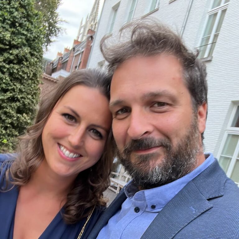 Autentic | Luxury Glamping Bell Tents - Autentic-canvas-nights-portret