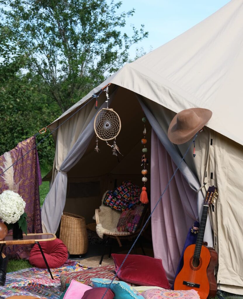 Autentic | Luxury Glamping Bell Tents - ©@vionavandijk @josjecoos-autentic-desert-bell-tent