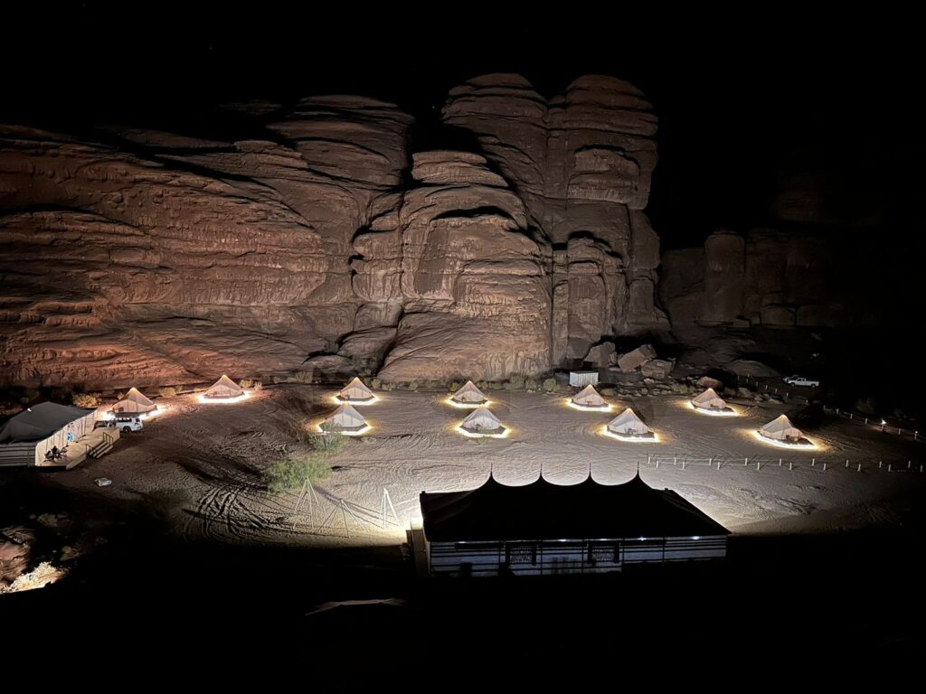 Autentic | Luxury Glamping Bell Tents - Autentic luxury canvas tent – ideal solution for entrepreneurs and hospitality professionals looking to start a glamping business or expand their outdoor accommodations. This high-quality, weatherproof glamping tent offers a unique guest experience for eco-resorts, boutique hotels, campsites, and event organizers seeking durable, modular, and stylish outdoor lodging solutions