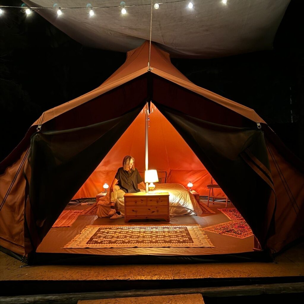 Autentic | Luxury Glamping Bell Tents - Autentic luxury canvas tent – ideal solution for entrepreneurs and hospitality professionals looking to start a glamping business or expand their outdoor accommodations. This high-quality, weatherproof glamping tent offers a unique guest experience for eco-resorts, boutique hotels, campsites, and event organizers seeking durable, modular, and stylish outdoor lodging solutions