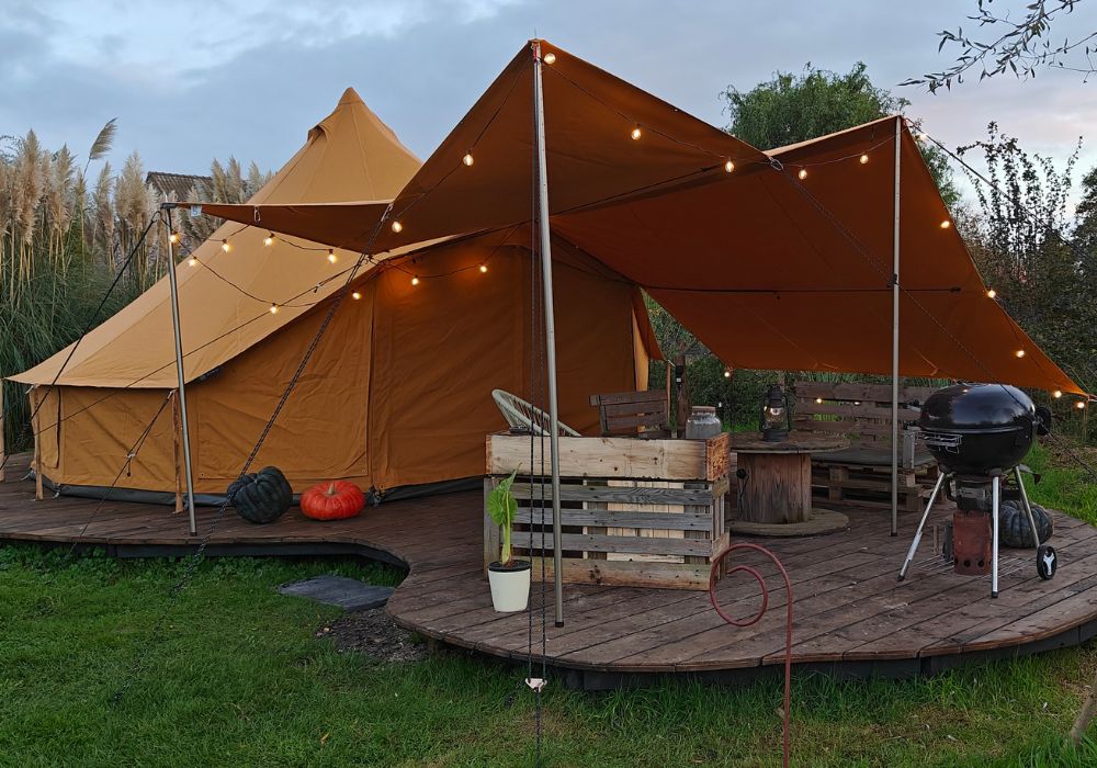 Autentic | Luxury Glamping Bell Tents -
